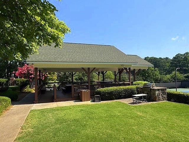 153 Lakeside Drive, Kennesaw, GA 30144