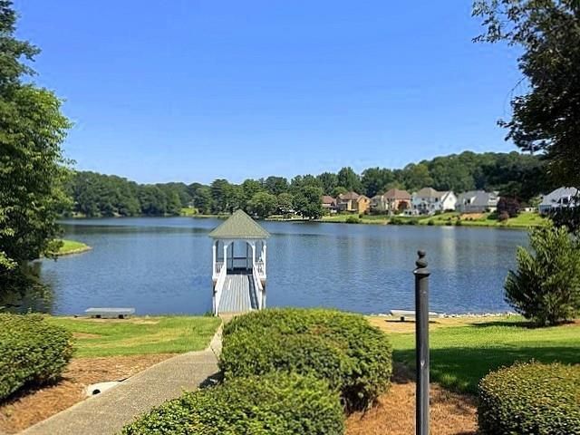 153 Lakeside Drive, Kennesaw, GA 30144