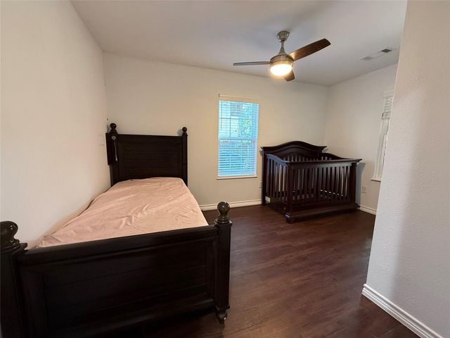 1717 Weber Street, Houston, TX 77007