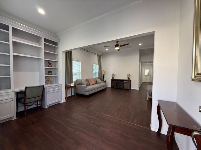 1717 Weber Street, Houston, TX 77007