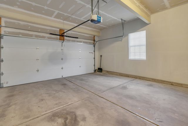 2603 Kendall Crossing, Mchenry, IL 60051