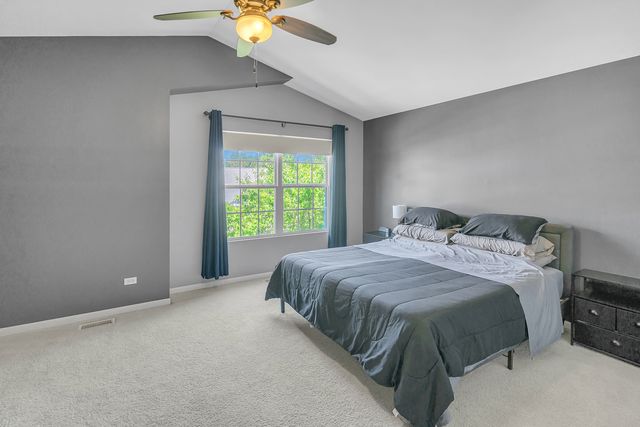 2603 Kendall Crossing, Mchenry, IL 60051