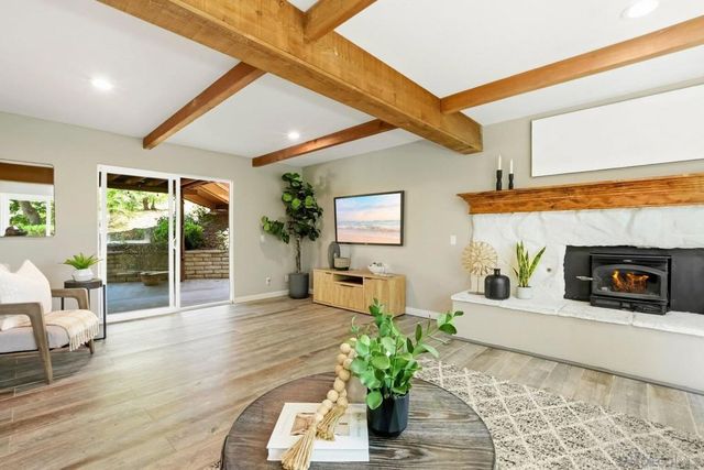 1370 Friends Way, Fallbrook, CA 92028