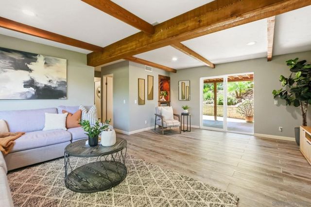 1370 Friends Way, Fallbrook, CA 92028