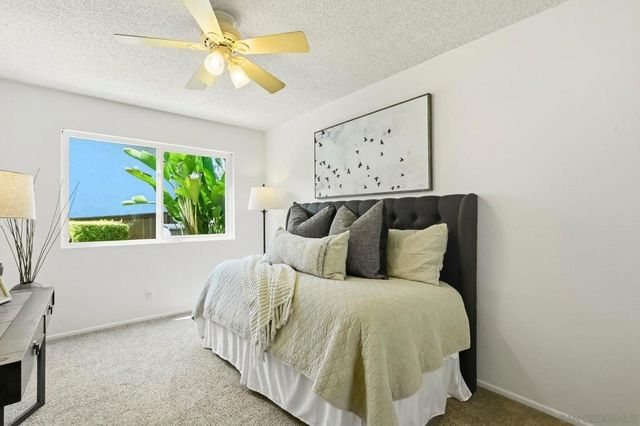 1370 Friends Way, Fallbrook, CA 92028