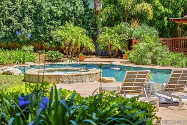 1370 Friends Way, Fallbrook, CA 92028