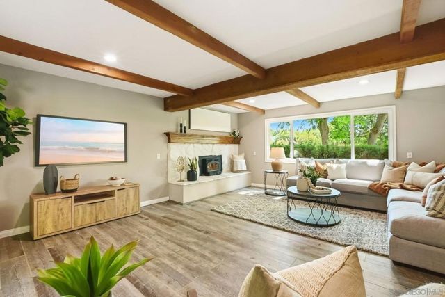 1370 Friends Way, Fallbrook, CA 92028