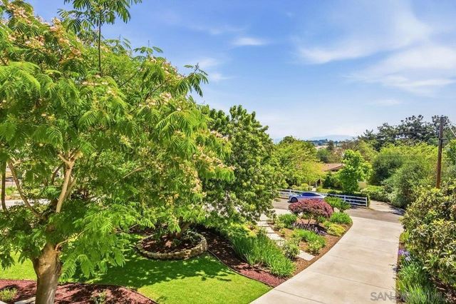 1370 Friends Way, Fallbrook, CA 92028