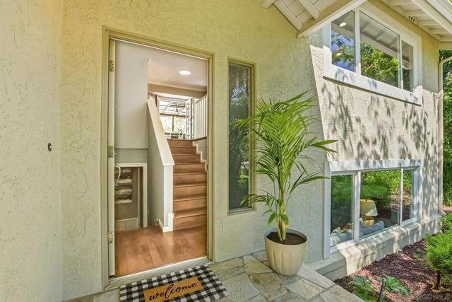 1370 Friends Way, Fallbrook, CA 92028