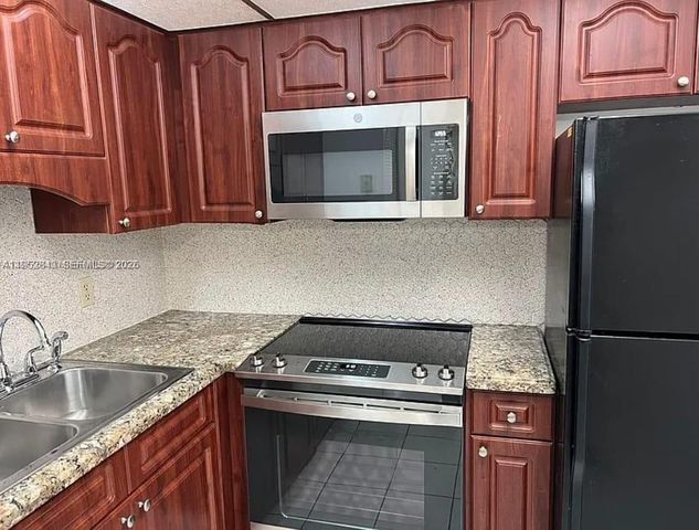 2055 SW 122nd Ave 201, Miami, FL 33175