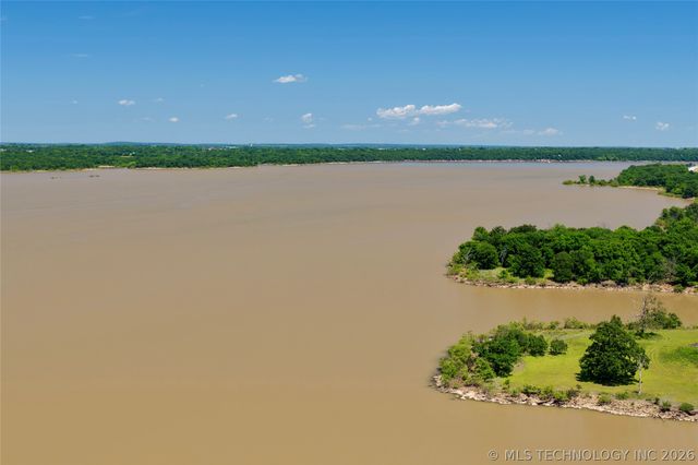 414250 E 1074 Road, Checotah, OK 74426