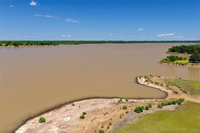 414250 E 1074 Road, Checotah, OK 74426