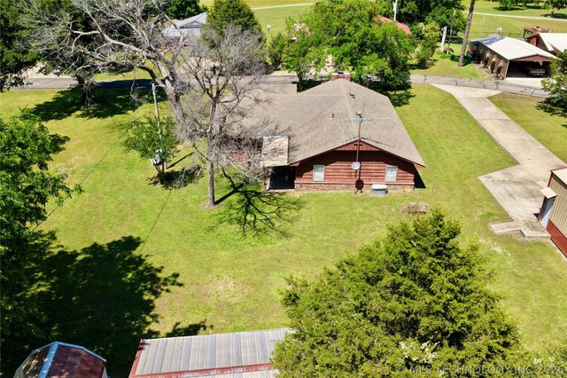 414250 E 1074 Road, Checotah, OK 74426
