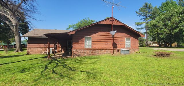 414250 E 1074 Road, Checotah, OK 74426