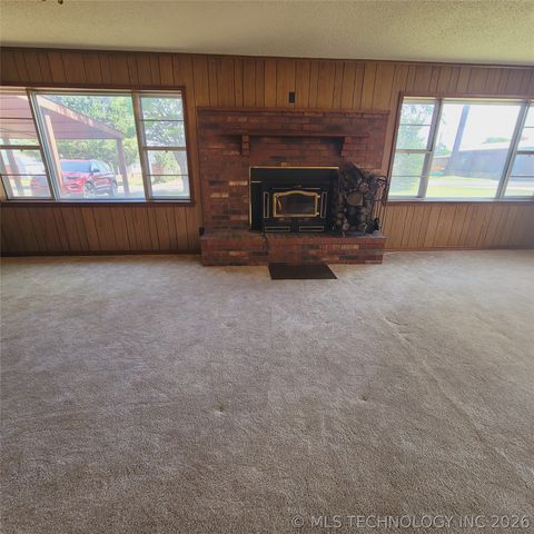 414250 E 1074 Road, Checotah, OK 74426