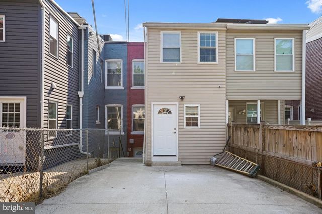 2022 4TH ST NE, Washington, DC 20002