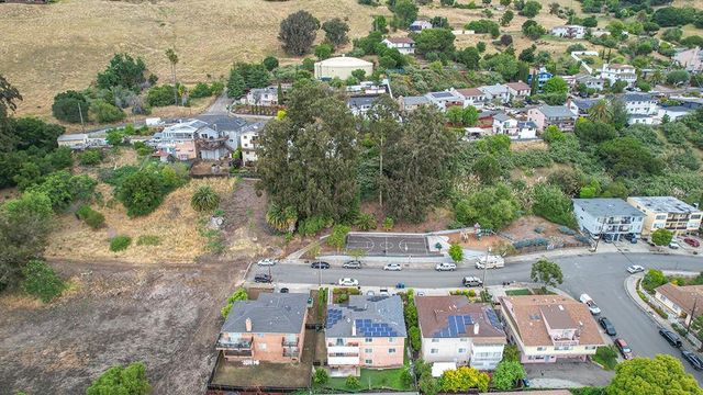 25583 Spring Drive, Hayward, CA 94542
