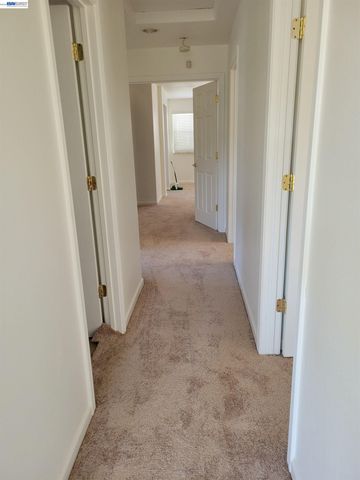 313 Turnstone Cir, Pittsburg, CA 94565