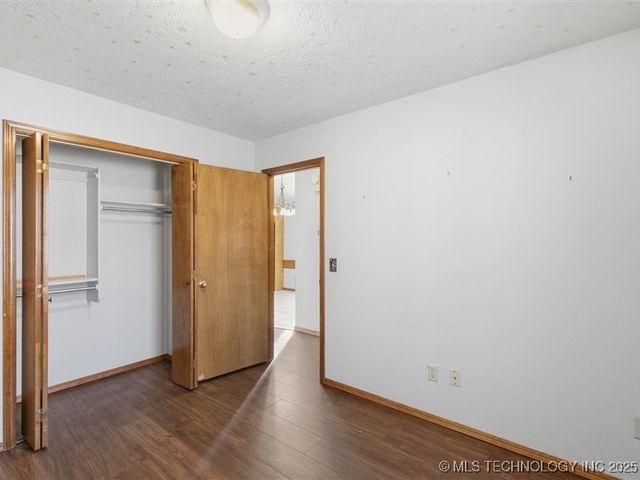 3437 S 75th West Avenue, Tulsa, OK 74107