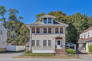 10-12 Peaslee Ter 2, Methuen, MA 01844