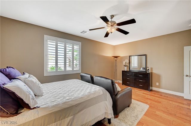 5669 Victoria Regina Avenue, Las Vegas, NV 89139