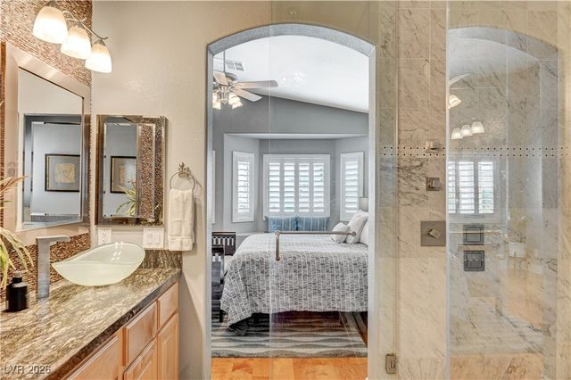 5669 Victoria Regina Avenue, Las Vegas, NV 89139