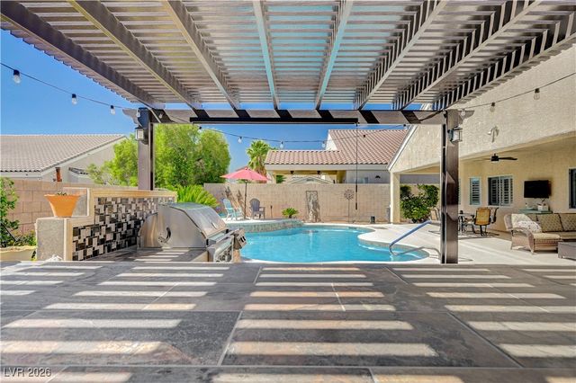 5669 Victoria Regina Avenue, Las Vegas, NV 89139