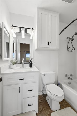 3033 Hells Gate Loop E207, Strawn, TX 76475