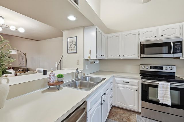 3033 Hells Gate Loop E207, Strawn, TX 76475