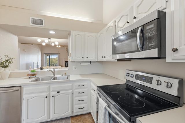 3033 Hells Gate Loop E207, Strawn, TX 76475