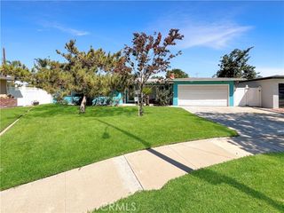 2021 Kristi Lane, Santa Ana, CA 92701