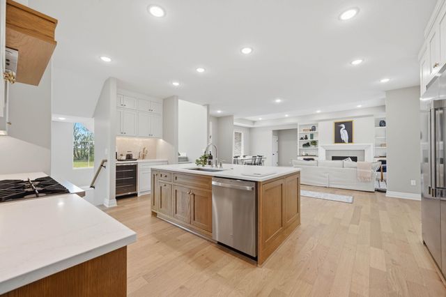 16765 W Hickory Ct, Goddard, KS 67052