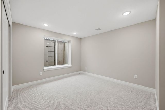 16765 W Hickory Ct, Goddard, KS 67052