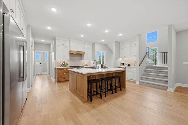 16765 W Hickory Ct, Goddard, KS 67052