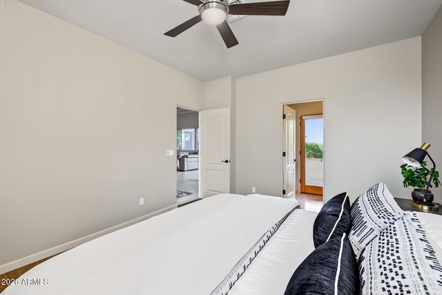 9828 E GAMBLE Lane, Scottsdale, AZ 85262