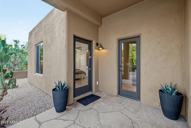 9828 E GAMBLE Lane, Scottsdale, AZ 85262