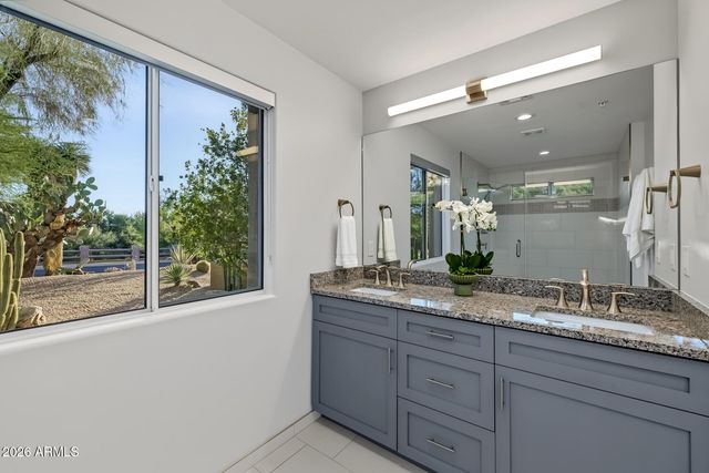 9828 E GAMBLE Lane, Scottsdale, AZ 85262