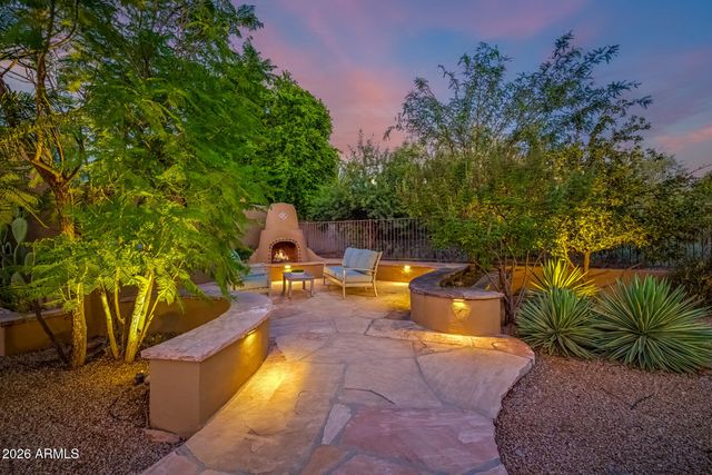 9828 E GAMBLE Lane, Scottsdale, AZ 85262