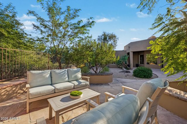 9828 E GAMBLE Lane, Scottsdale, AZ 85262