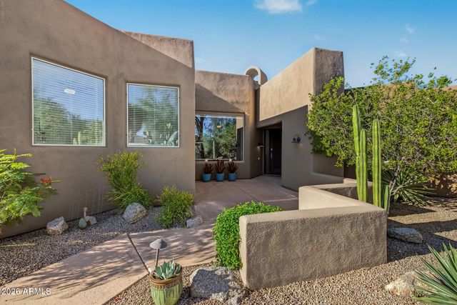 9828 E GAMBLE Lane, Scottsdale, AZ 85262