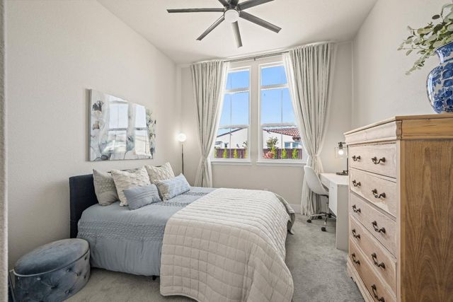 3524 Deer Park Dr, Folsom, CA 95630