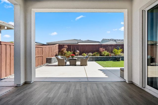 3524 Deer Park Dr, Folsom, CA 95630