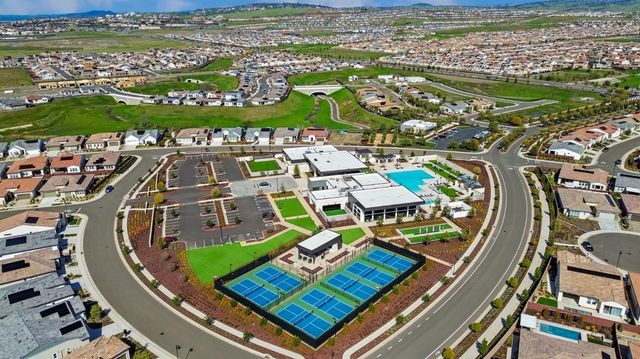 3524 Deer Park Dr, Folsom, CA 95630