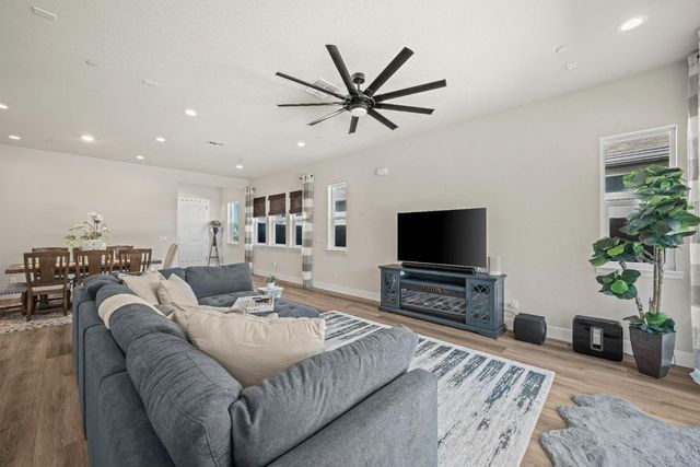 3524 Deer Park Dr, Folsom, CA 95630