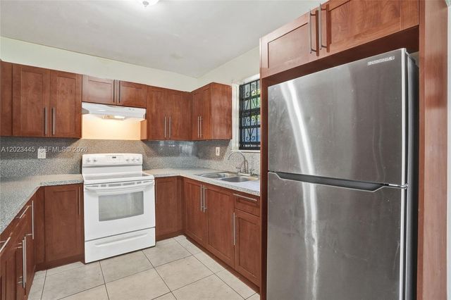 2980 NW 170th St, Miami Gardens, FL 33056