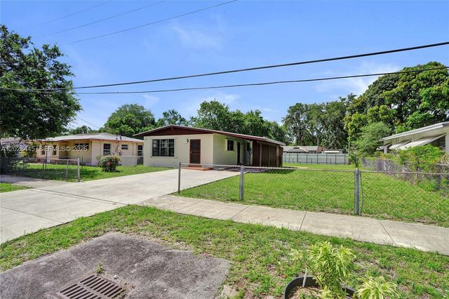 2980 NW 170th St, Miami Gardens, FL 33056