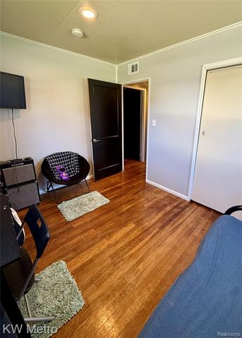 3614 Washington Street, Midland, MI 48642