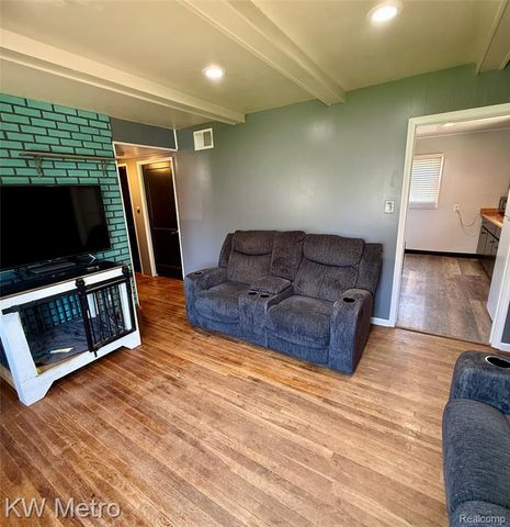 3614 Washington Street, Midland, MI 48642