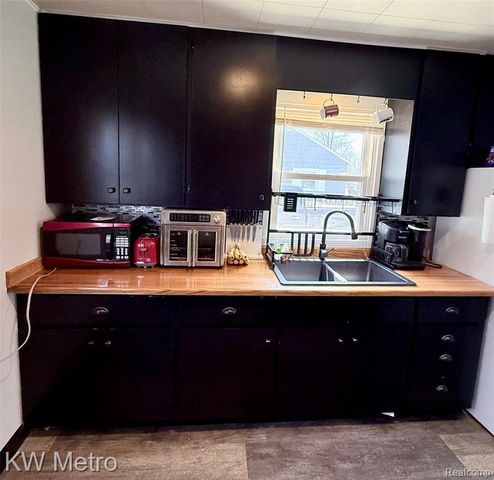 3614 Washington Street, Midland, MI 48642