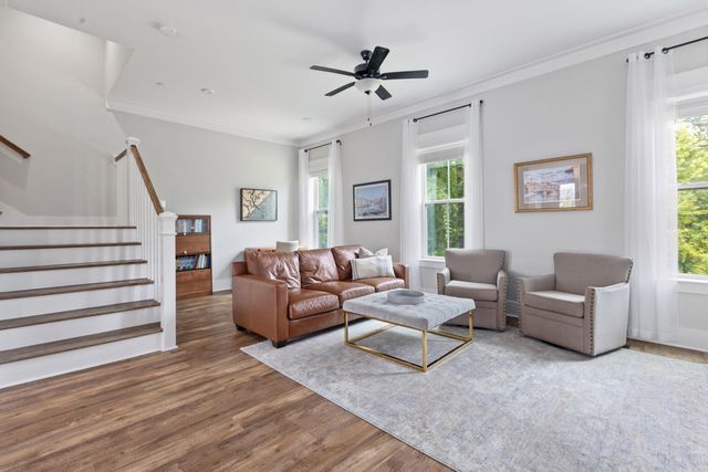 539 Cooper Village Lane, Mount Pleasant, SC 29464